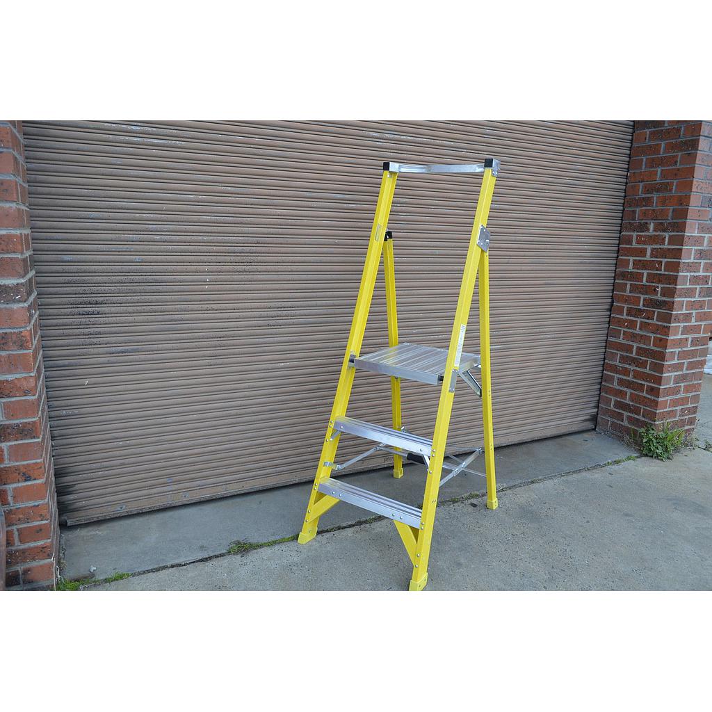 F/G Platform Ladder 3 ft 0.9m 150kg